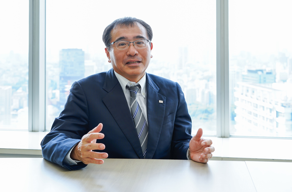 Takashi Miyauchi, Deputy Director of the Toshiba Corporate Manufacturing Engineering Center, Toshiba Corporation (title at the time of the interview)