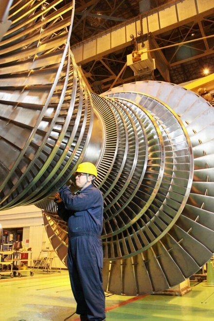Fine tuning is essential to rotate the huge turbine