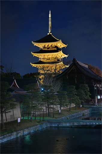 The five-story pagoda viewed from the southwest