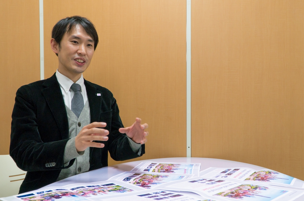 IMAGE OF Yoshinori Adachi, Advertising Department, Toshiba Corporation