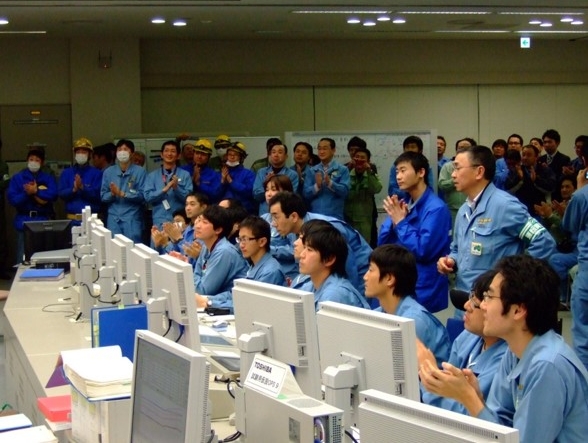 a photo taken when the station resumed operation-２