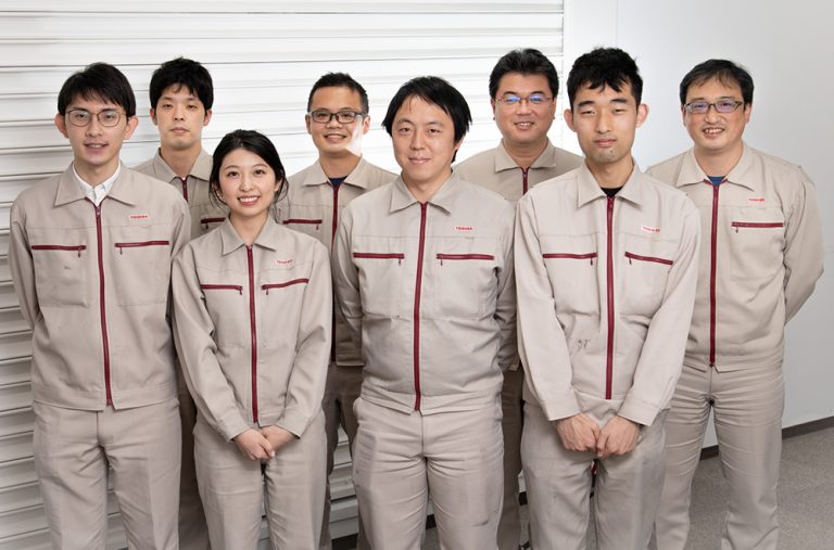 Toshiba Clip | Toshiba’s young engineers: Lithium-ion Batteries Will ...