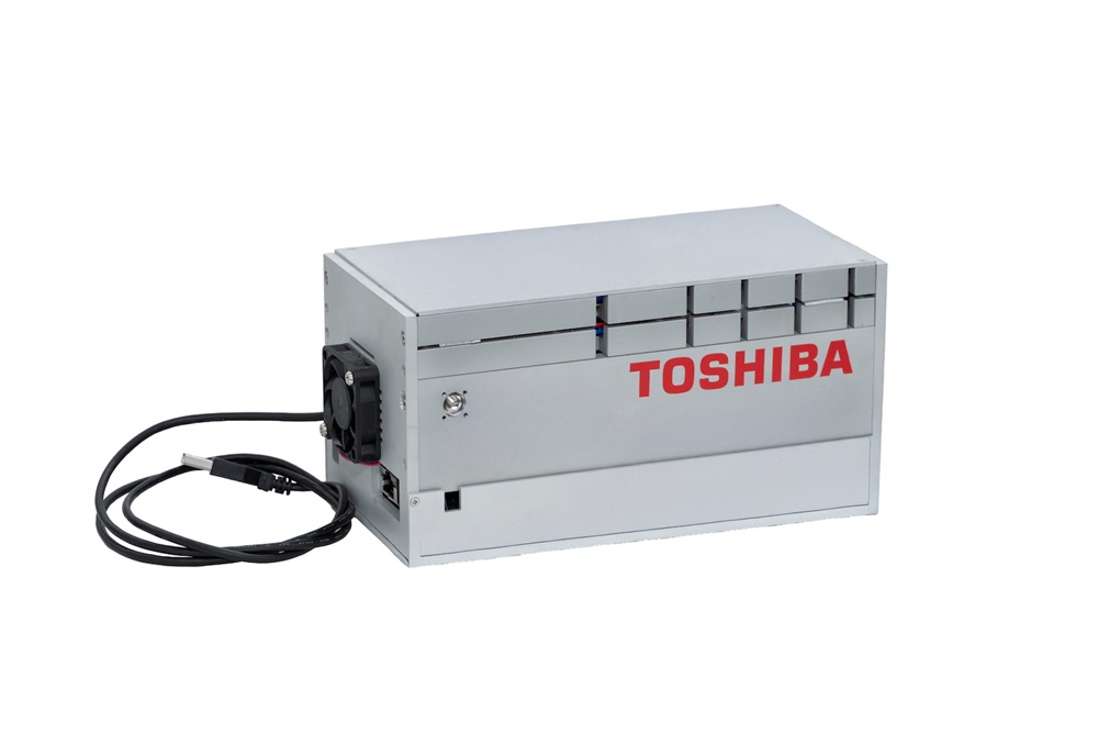 Toshiba’s world-leading compact, light QKD transmitter for satellite deployment.