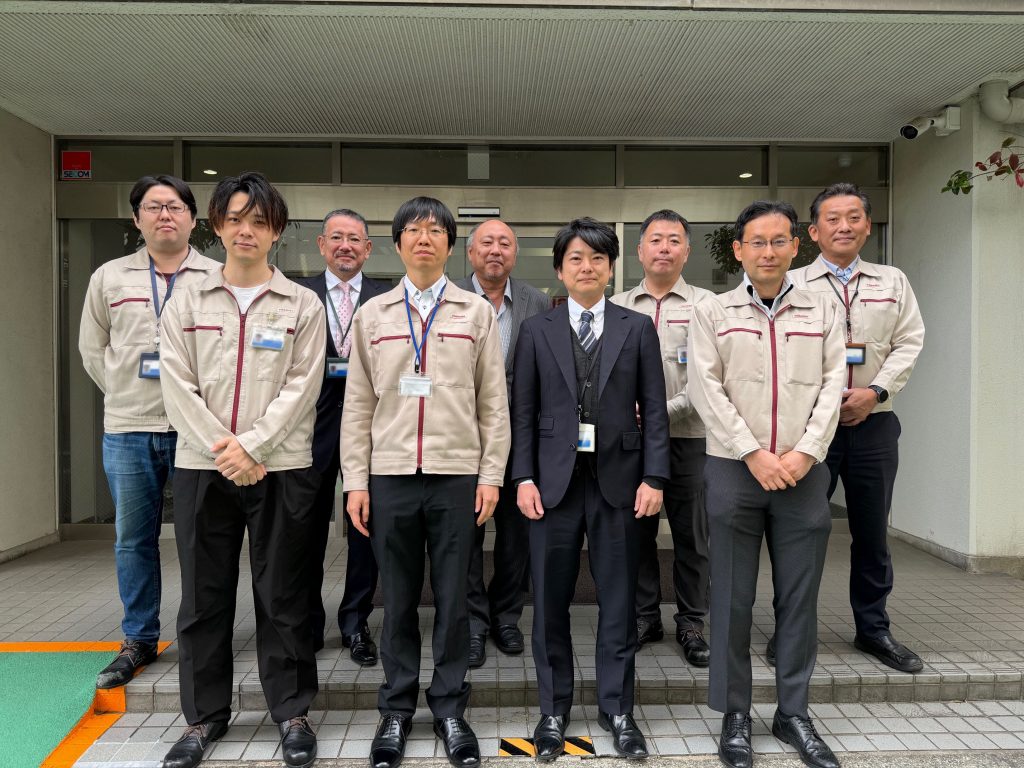 LEDビデオライトユニットの開発メンバー